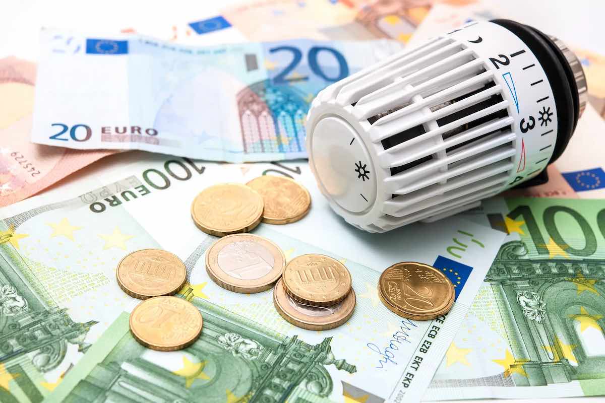 Rincaro bollette luce e gas, probabilmente hai versato soldi in pi al condominio: ecco come farseli restituire
